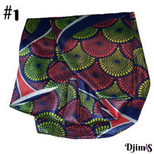 Charger l'image dans la galerie, Bonnet en soie avec motif